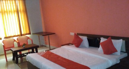 Hariomvati Palace Room Type - Premium Room