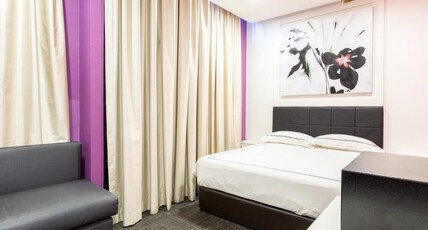 Venue Hotel Room Type - Deluxe Double Room
