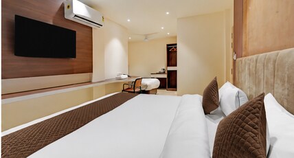Symphony Regency Room Type - Bedroom 109