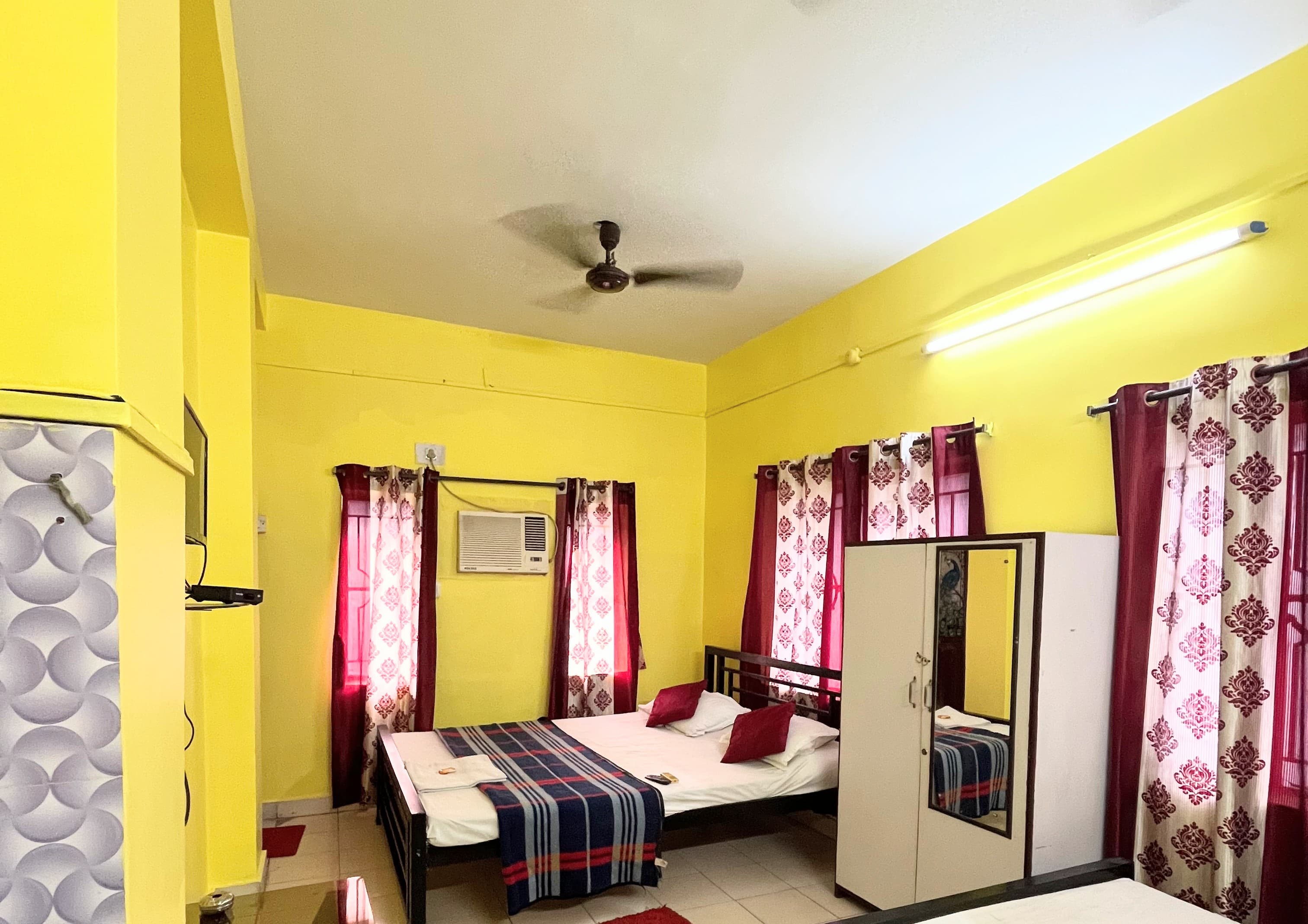 Atithi Home | On 8B Jadavpur Bus Stand - Tap to explore photos