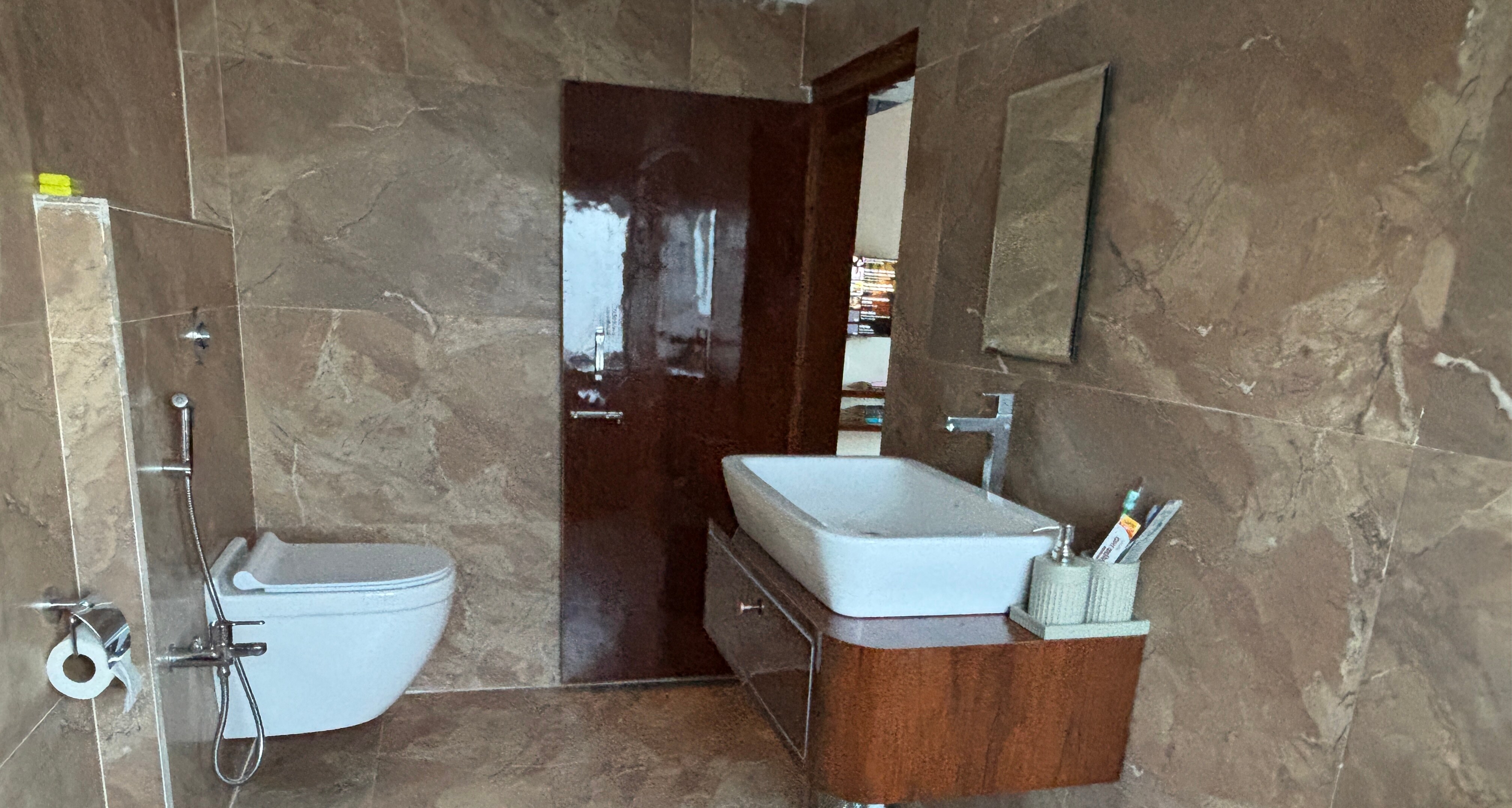La Mili A Luxury Homestay - Tap to explore photos