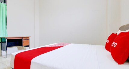 Hotel O Delia Inn Syariah Room Type - Indonesia Standard Twin Hotel O Delia Inn Syariah Room Type - Indonesia Standard Twin