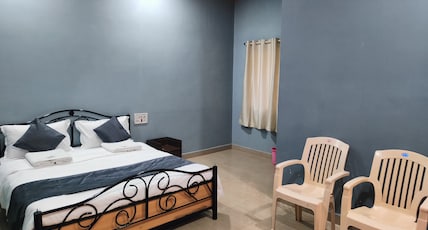 Monkey cap Tourist Room Type - Family Room
