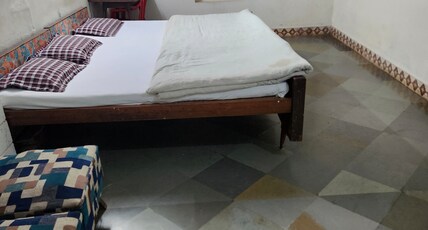 Hotel jayaswal Room Type - AC ROOM.