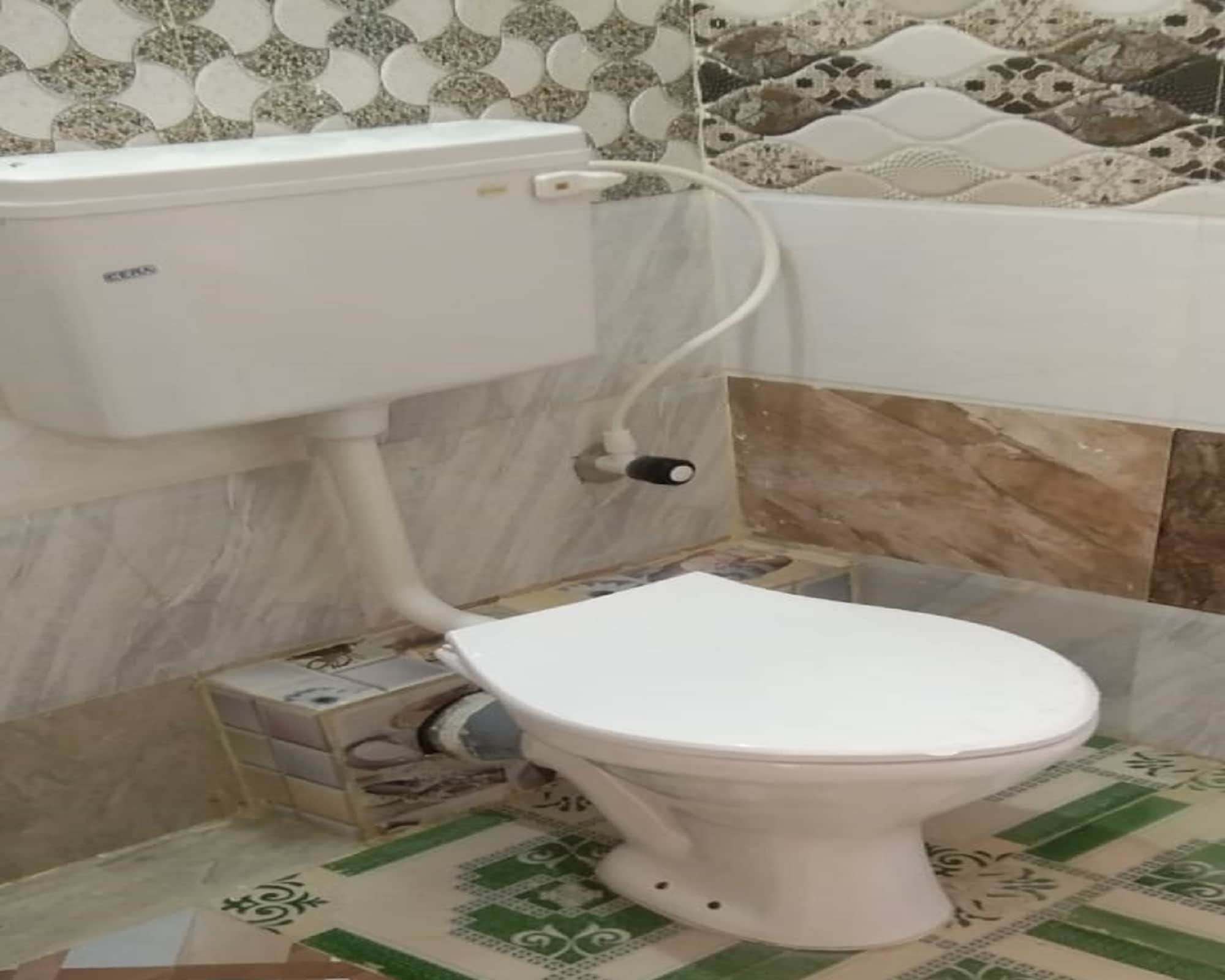 Hotel Srikrishna - Tap to explore photos