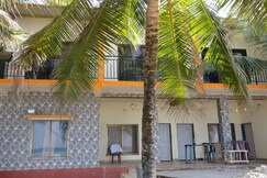 Salgaonkar Beach Resort