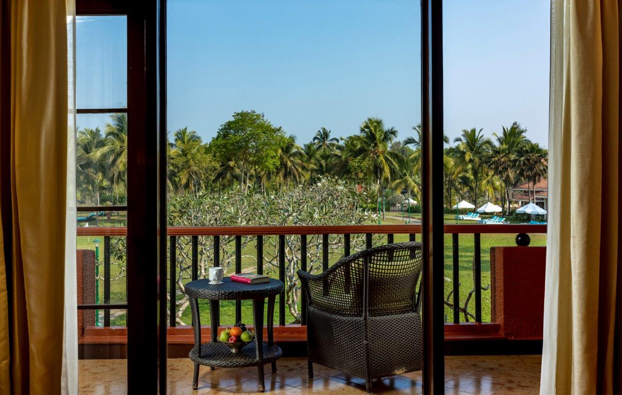 Caravela Beach Resort - Tap to explore photos