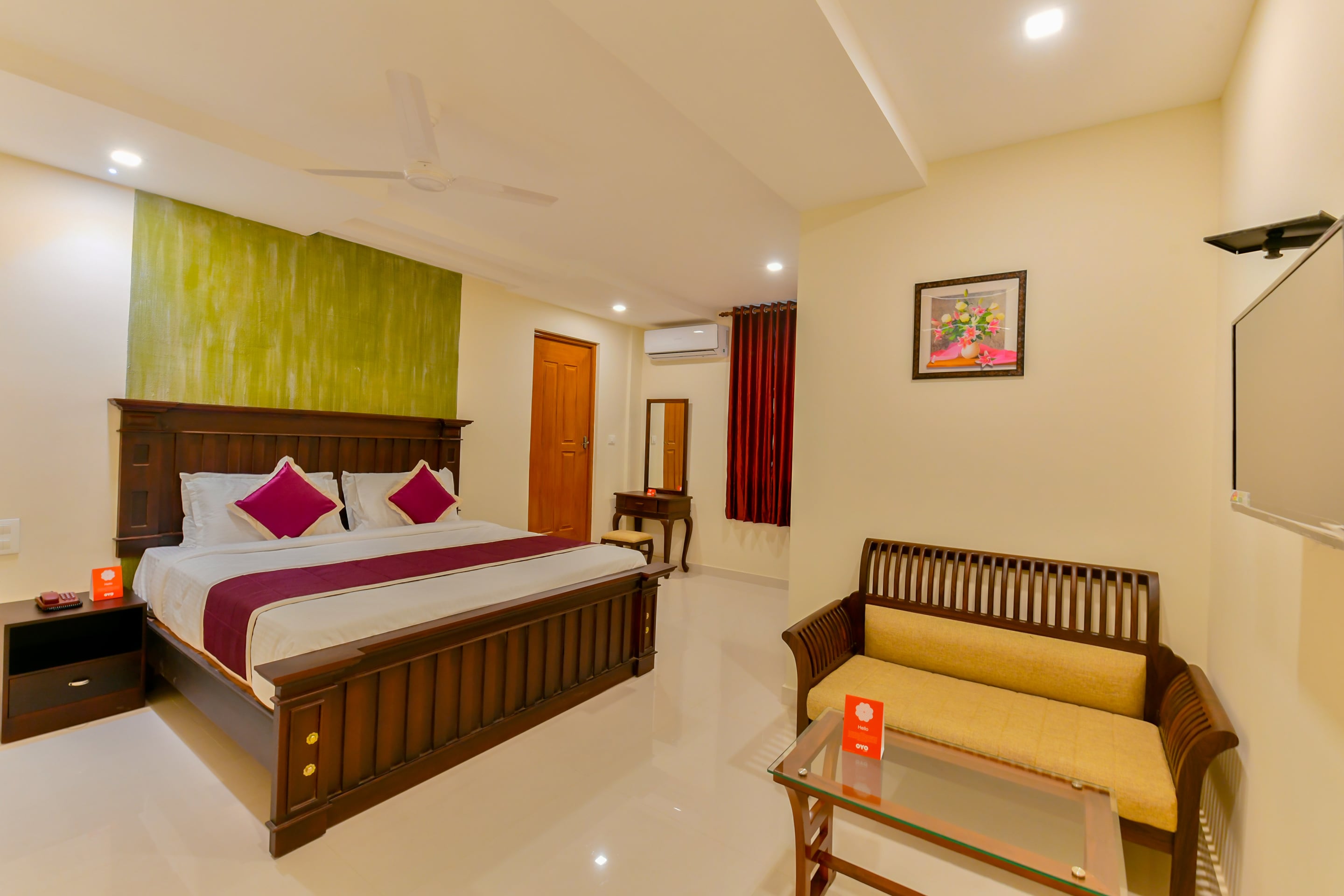 Hotel Fort Malabar Near Ernakulam Town (North) Railway Station - Tap to explore photos