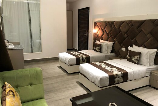 Hotel 8th Planet