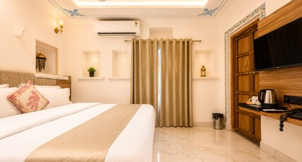 Amoraya - A Lake View Heritage Haveli (Old City Udaipur) Room Type - Classic Heritage Room