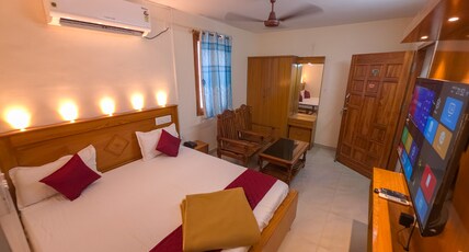 Velu Residency Room Type - Deluxe Double Room