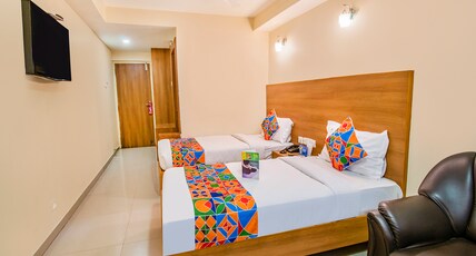 FabHotel Jansi Deluxe - Nr. Gandhipuram Bus Stand Room Type - Executive Room
