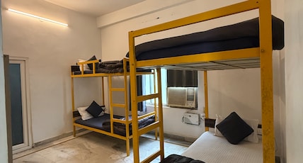 Flowstel Rishikesh Room Type - 4 bed female dorm