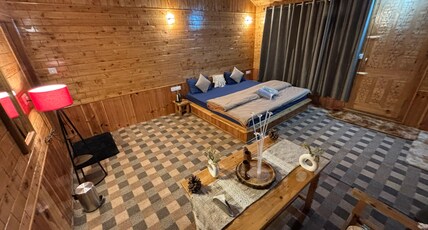 Moksha hilltop jibhi Room Type - duplex cottage