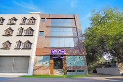 Hotel Sehej Inn @5mins drive from Sarai rohilla railway station