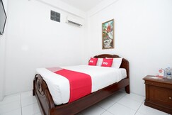 OYO 1706 Hotel H&w Solo