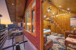 Gadegal Homestay Narkanda | Rooms and Pahadi Cafe