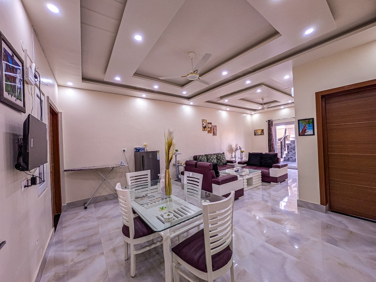 Cottage Glade 2BHK Dehradun by Homeyhuts - Tap to explore photos