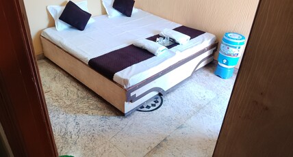 Shri Chandan Villa Room Type - Bedroom 2