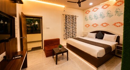 Hotel Happy Forest Inn Room Type - Deluxe AC Room