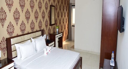 Hotel Sumeet Inn Room Type - Super Deluxe Room