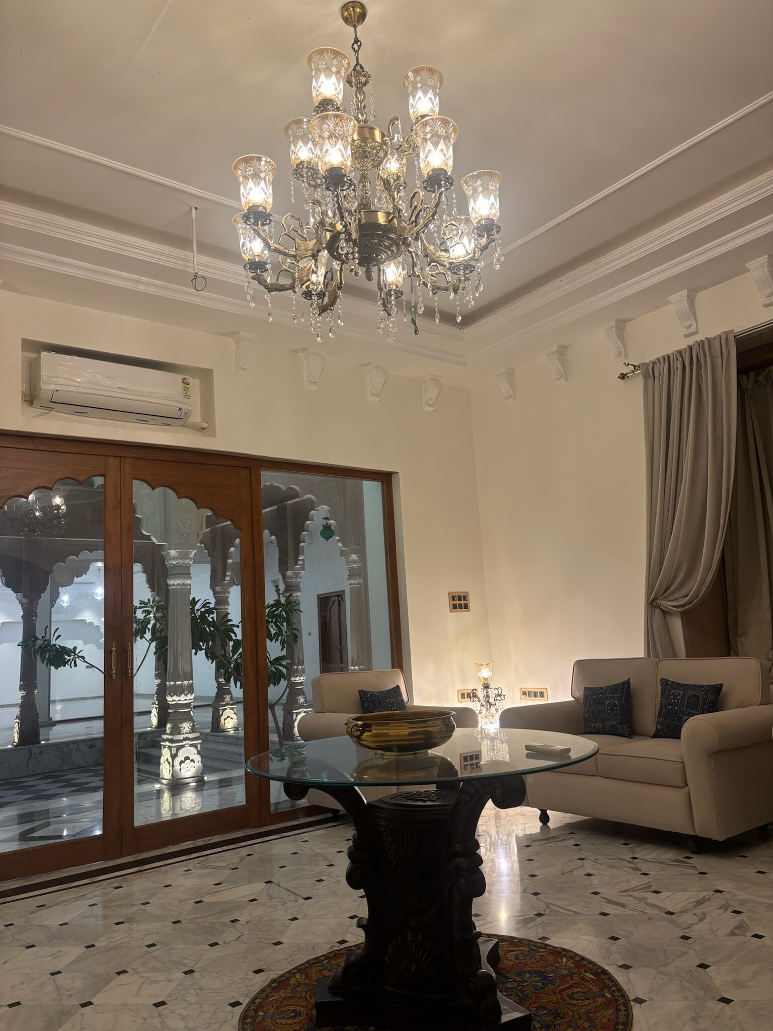 Main gallery
