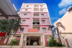 Super Collection O KPHB Metro Station Hyderabad Formerly Hillside