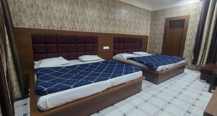 Hotel Narayan, Near Yatra Parchi Counter Room Type - Family 4 Bedded AC Room