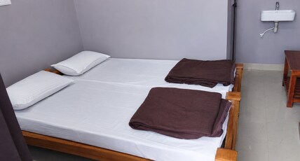 HOTEL SABAREESH Room Type - Standard Double Non AC