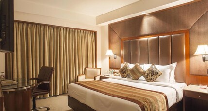 The Acura BMK Room Type - Suite Room with Bathtub