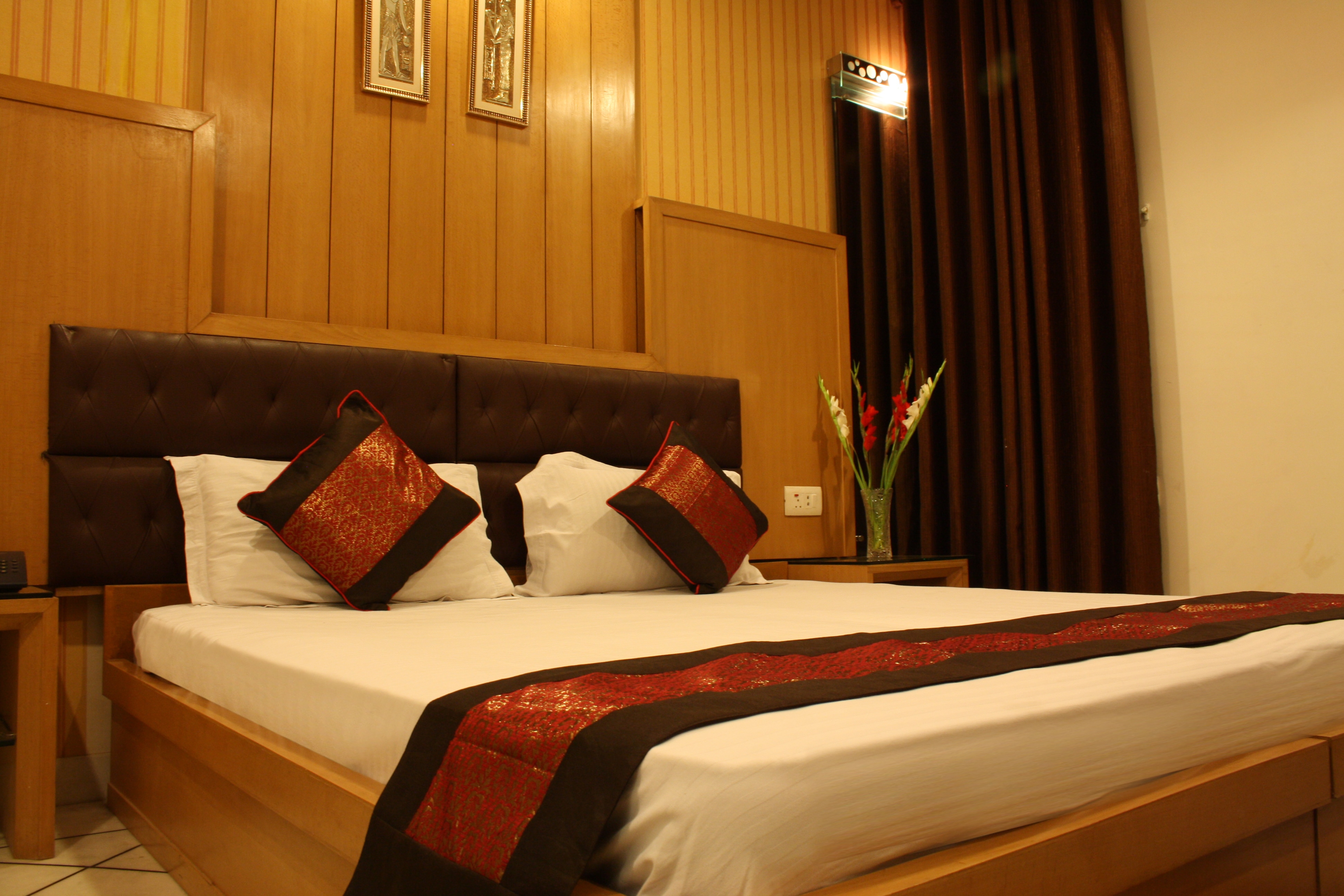 Hotel Apra International - Tap to explore photos