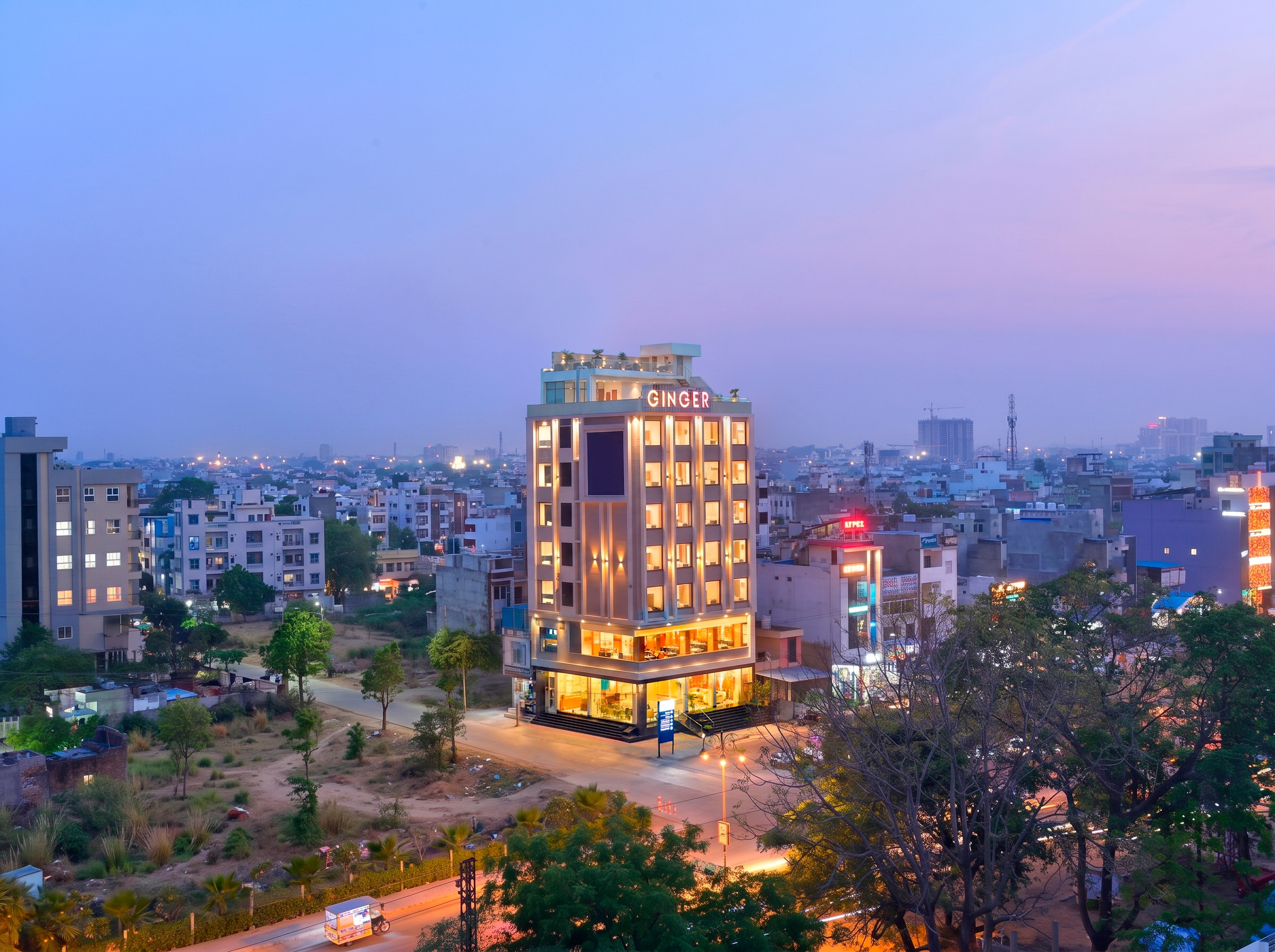 Ginger Kota, Vishwakarma Nagar - Tap to explore photos