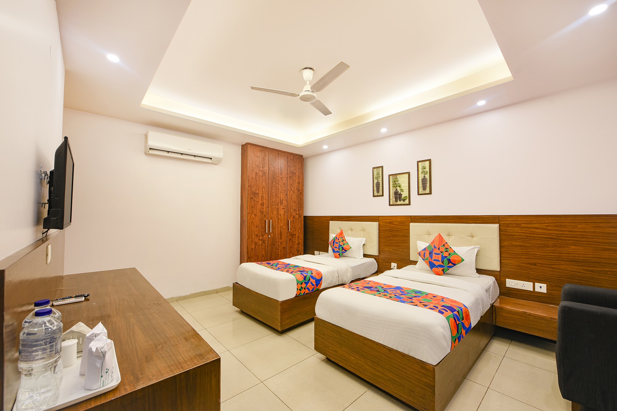 FabHotel Silver Oak BnB - Nr. Yashobhoomi Convention Centre - Tap to explore photos