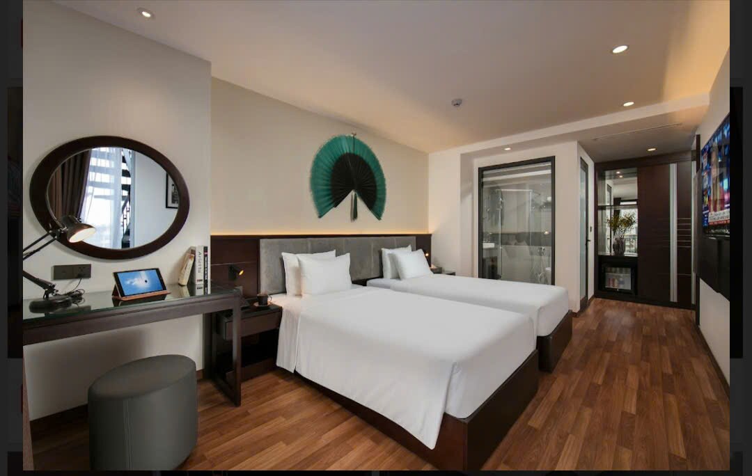 Ha Noi Fiesta Hotel and Spa - Tap to explore photos