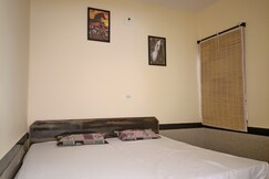 Inderpura guest House