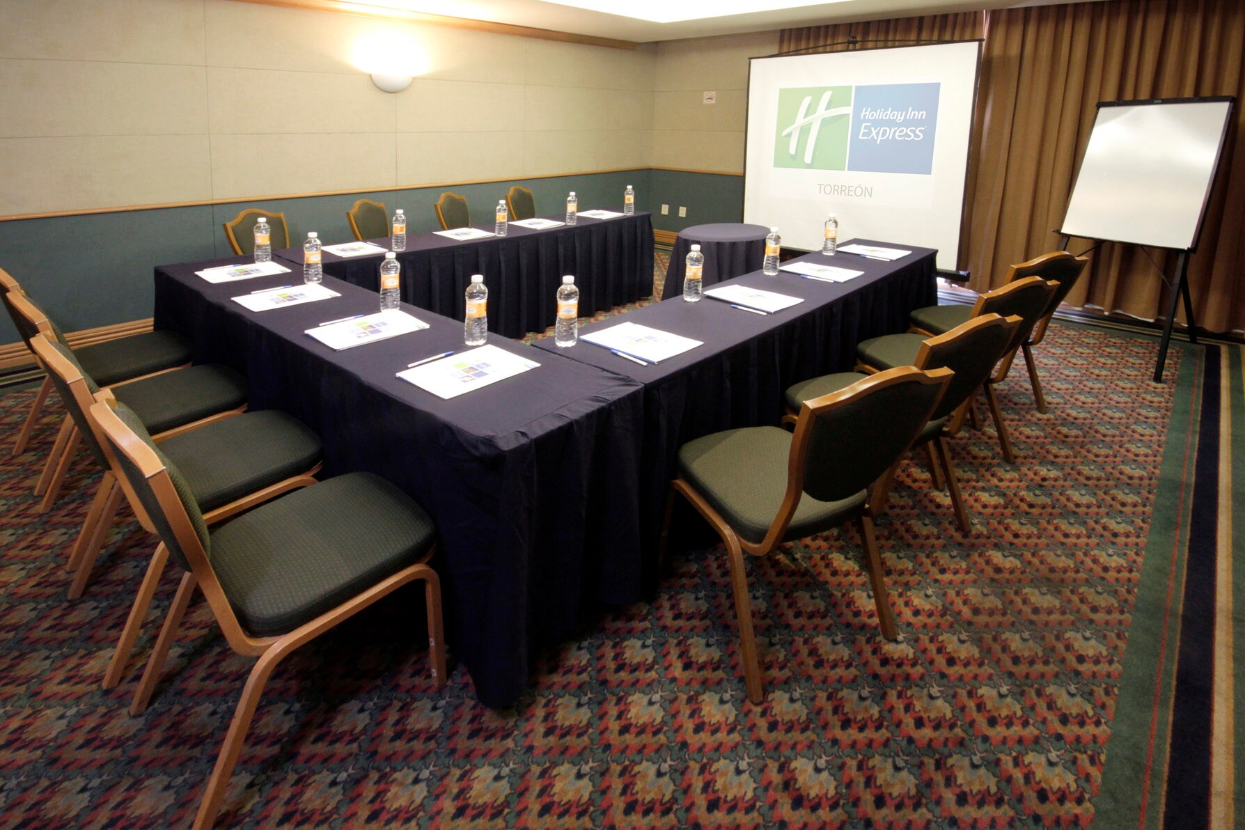 Holiday Inn Express TORREON - Tap to explore photos