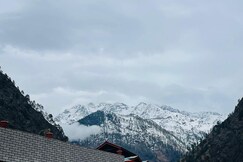 Trippy Trails Cafe and Homestay