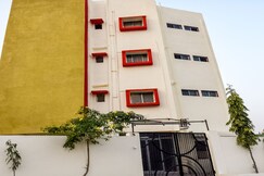 OYO 73081 Hotel Midnight