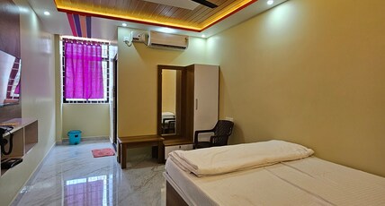 ASHWINI HOTEL & LODGE Room Type - Double Non AC Room