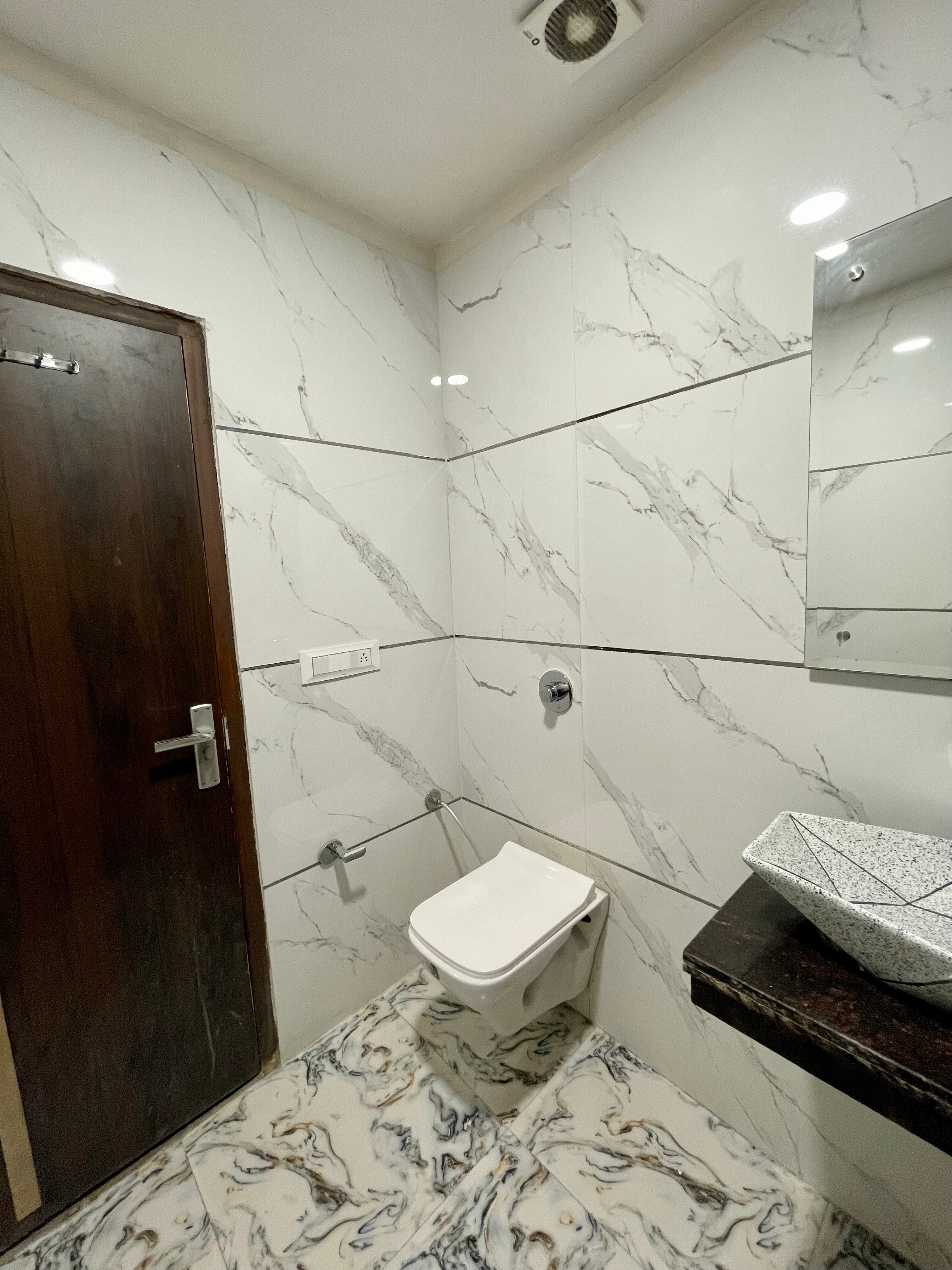 GS grand - Tap to explore photos