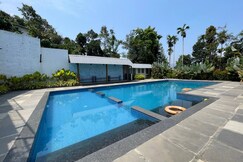Cozy Nest Resort