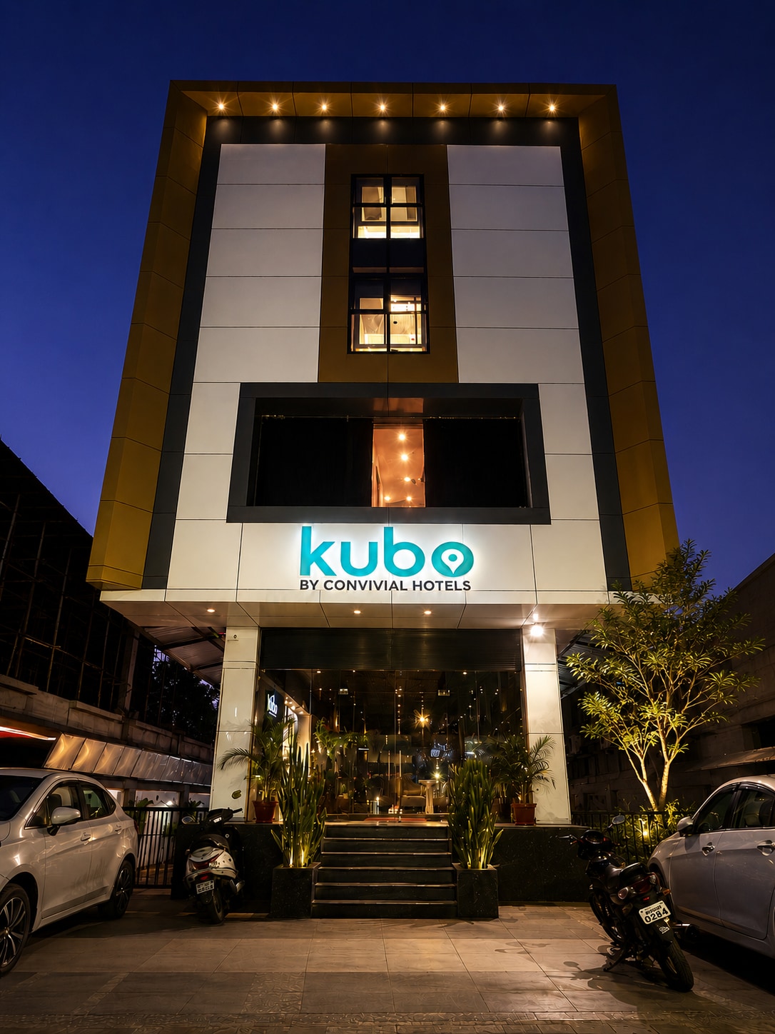 Kubo By Convivial Hotels - Tap to explore photos