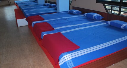 Henry Corner Room Type - Unit - for 25 people