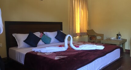 Chitrakoot Garden and Resorts Room Type - Suite AC Cottage Mountain View