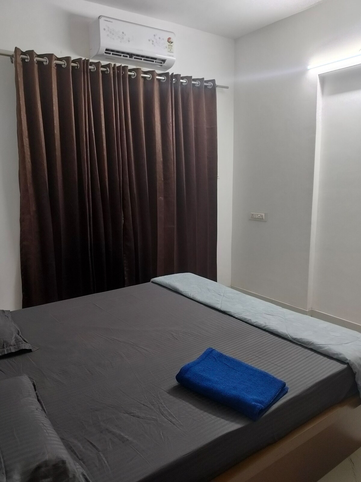 Sonya's White Pebble 2bhk at price of 1 BHK - Tap to explore photos