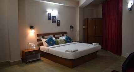 Green View Residency Room Type - Premium Room
