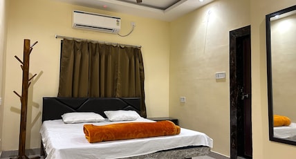 Hotel Sri Jagarnath Inn Room Type - Standard Double AC