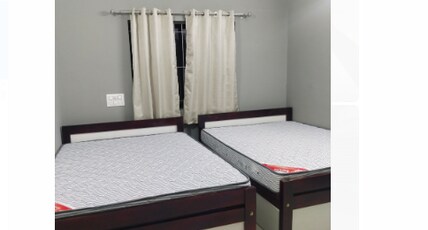 Balaji Comforts Room Type - 6 Bed Dormitory room AC