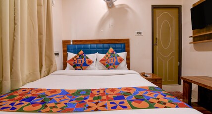 FabHotel Iubit Room Type - Deluxe Room