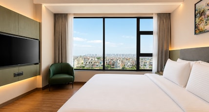 Hotel Grande Court Room Type - Luxury Deluxe Room with City View Hotel Grande Court Room Type - Luxury Deluxe Room with City View